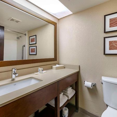 Comfort Suites Baymeadows Near Butler Blvd Jacksonville Esterno foto