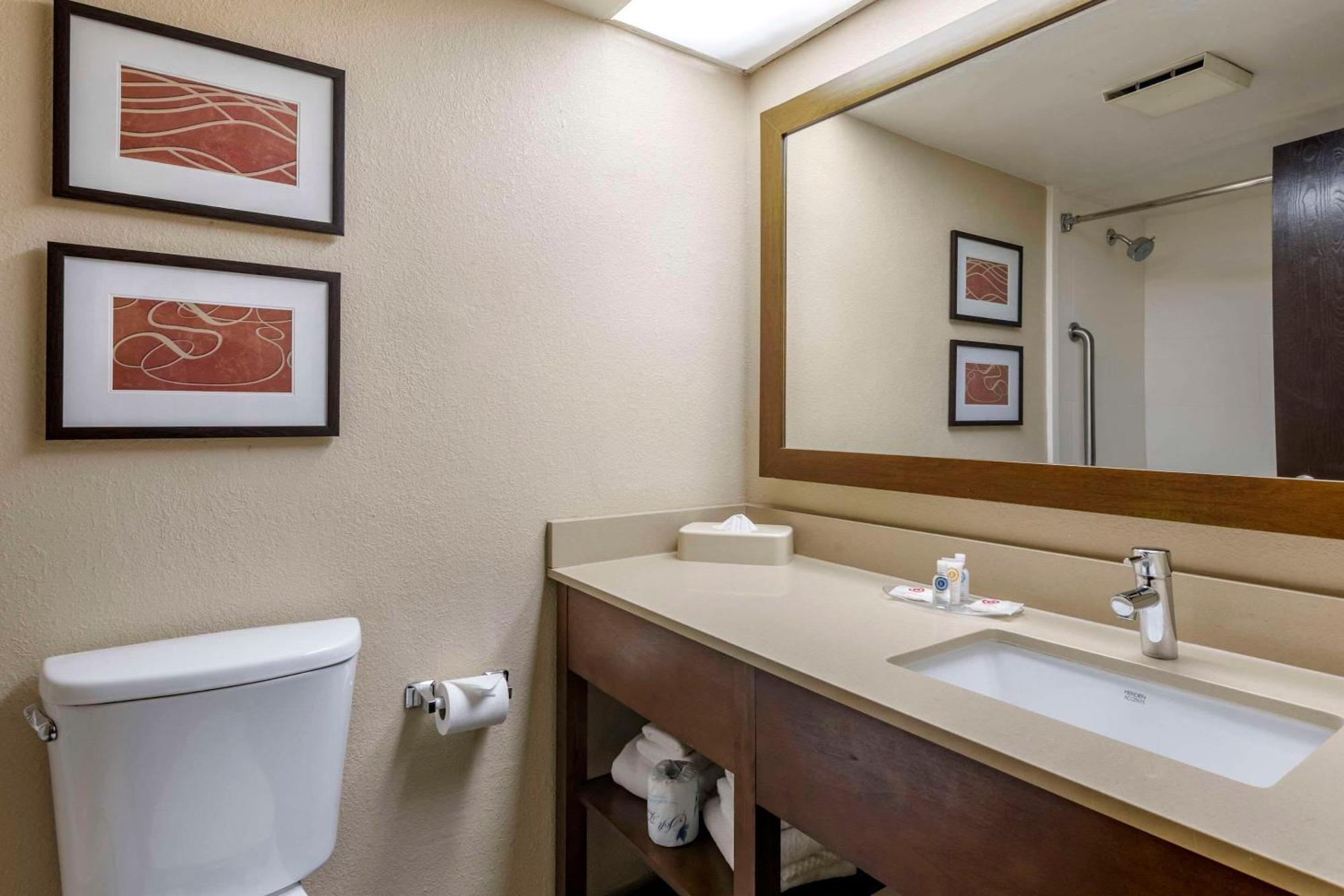 Comfort Suites Baymeadows Near Butler Blvd Jacksonville Esterno foto